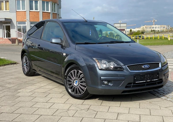 Ford Focus cena 10999 przebieg: 244000, rok produkcji 2005 z Golina małe 232